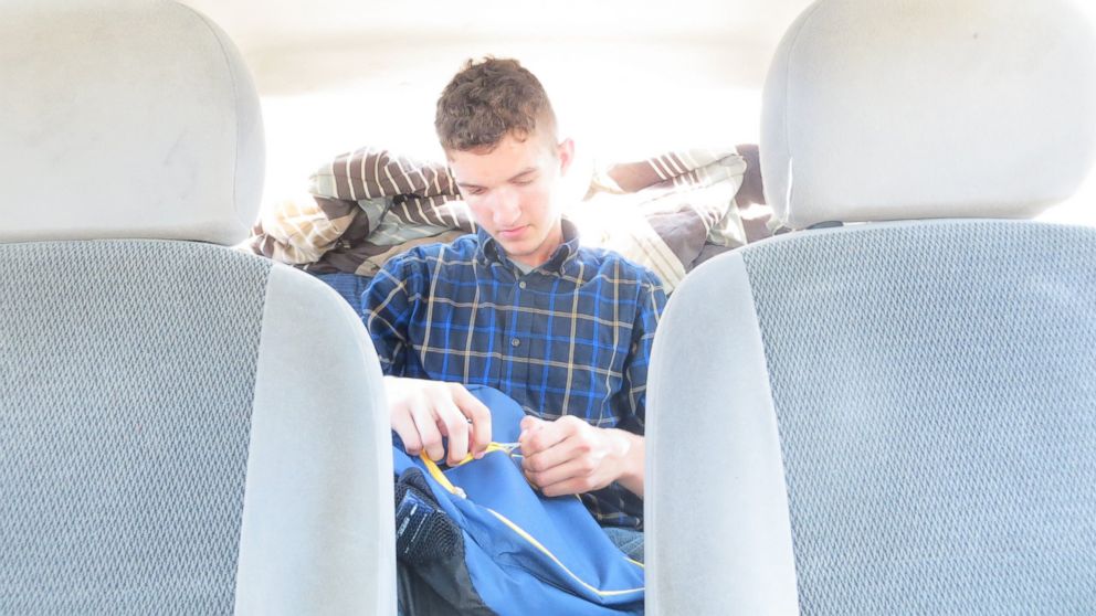 PHOTO: College Student Lives Out of Car Freshman Year, Now Graduating Early 