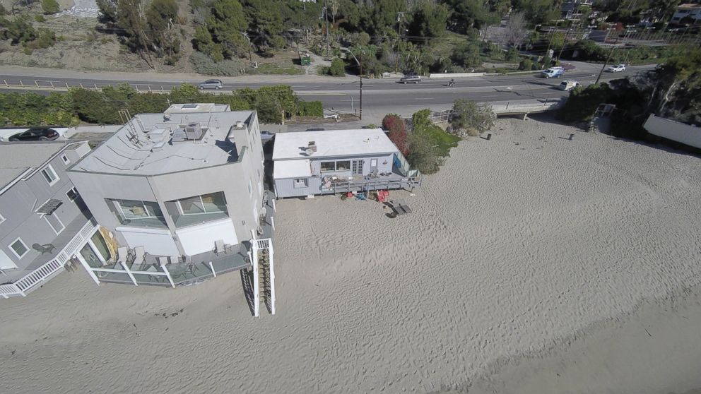 PHOTO: "Brady Bunch" star Eve Plumb recently closed a $3.9 million sale on a Malibu, California, beach house she purchased for $55,000 at the age of 11. 