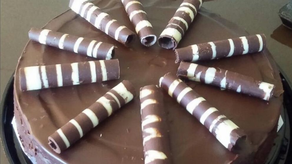 PHOTO: Sherry Kozlowski was invited on "GMA" to share the secret to her flourless chocolate cake with hazelnut ganache and fancy chocolate curls. 