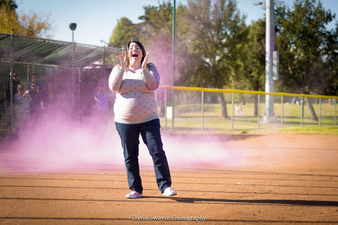 PHOTO:Monique Tello and Steven Statter had their gender reveal announcement on a baseball field.