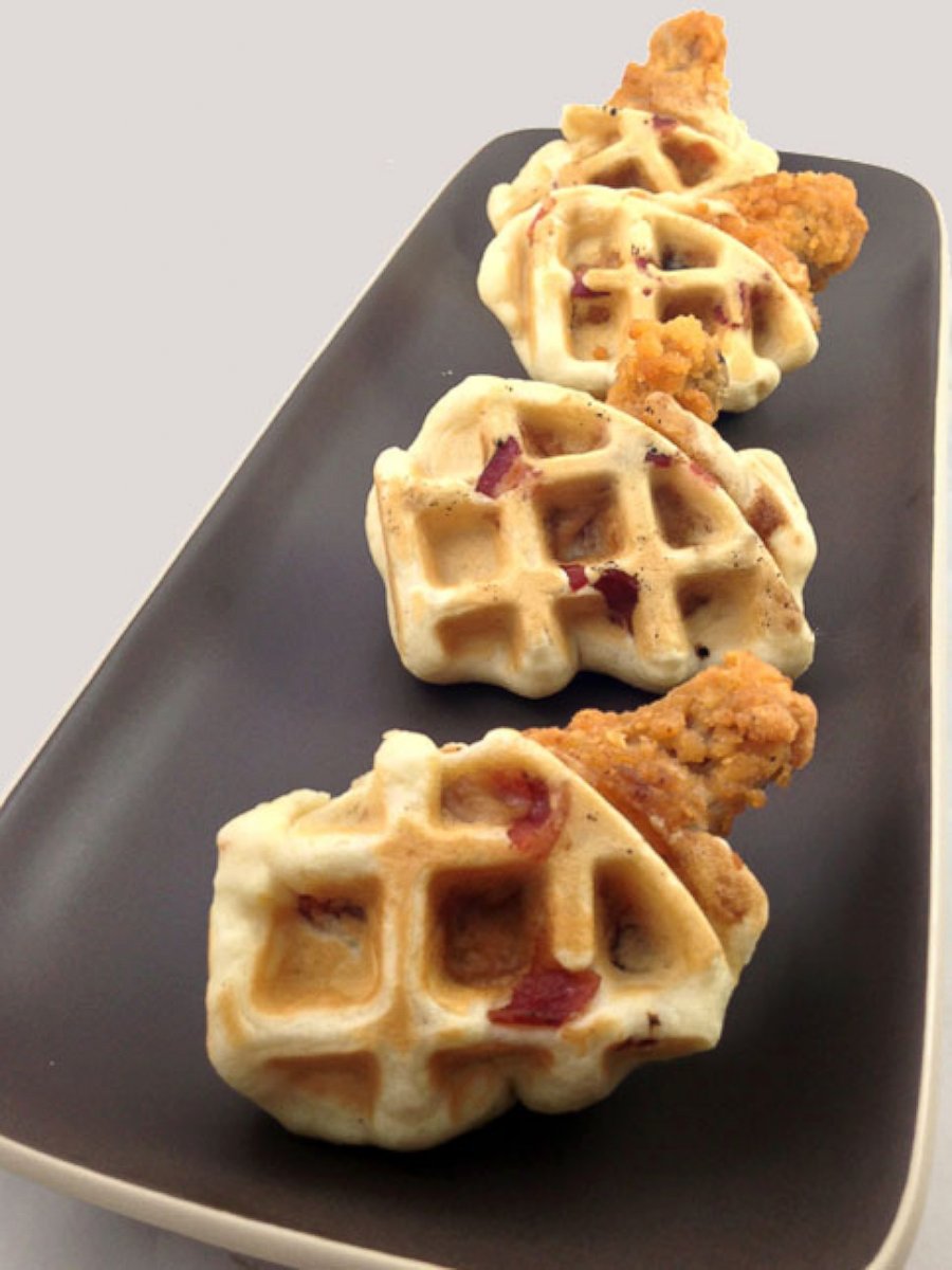 PHOTO: Maple Bacon Chicken & Waffle Wings