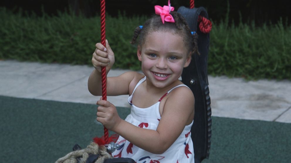 PHOTO: Steph Curry's daughter, Riley, gets surprised with the horse-themed playhouse of her dreams on TLC's "Playhouse Masters," premiering August 23 at 10 p.m. EST.