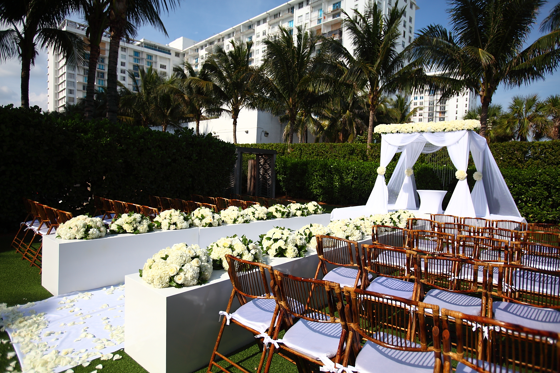 PHOTO: The W Hotel South Beach has put together a million-dollar wedding package. 