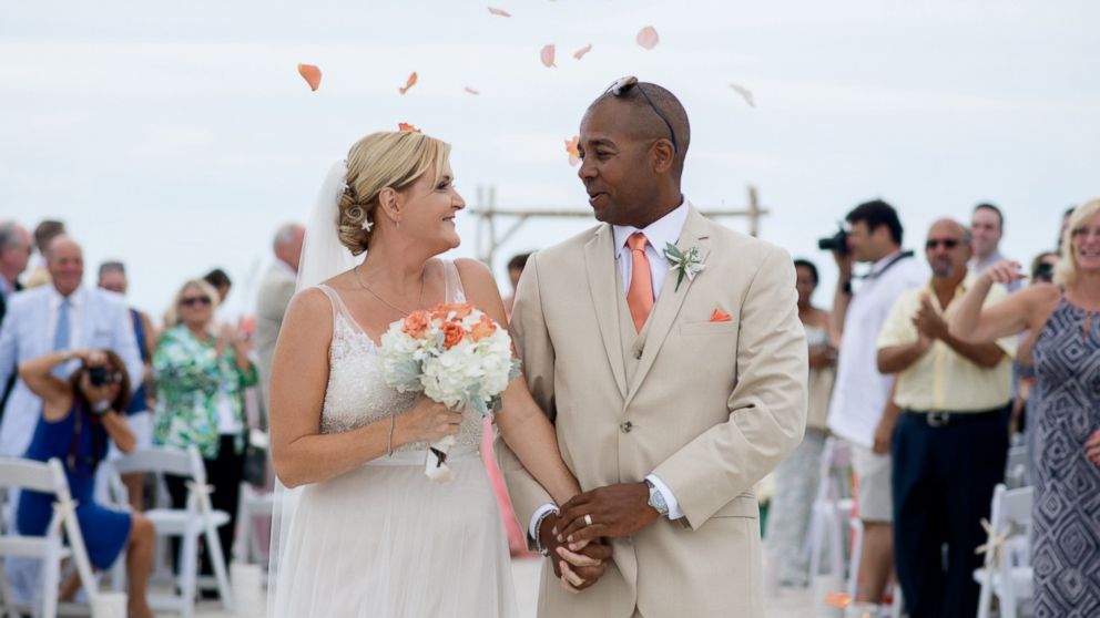 Leigh McManus and James Clark Jr., asked their wedding guests to commit random acts of kindness.