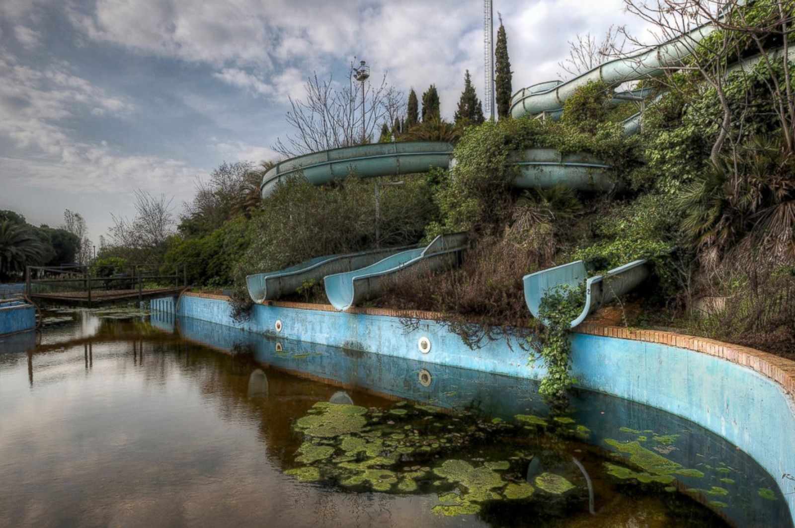 Images of These Abandoned Places Will Give You Chills Photos | Image #1