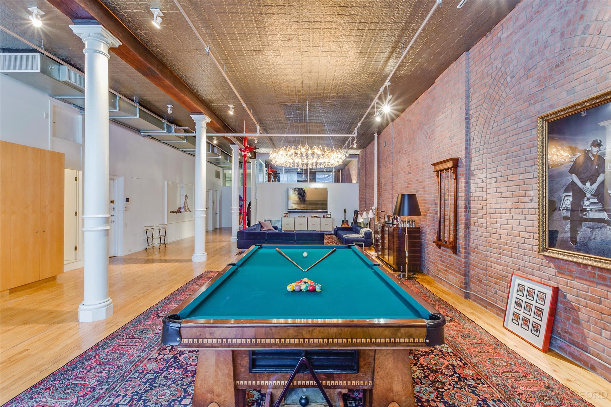 PHOTO: A peek inside Adam Levine's $5.5M New York City loft.
