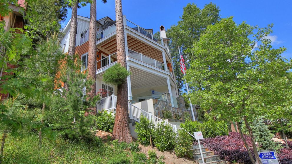 Brian Wilson's vacation home in Lake Arrowhead, California is currently on sale for $3.299 million.
