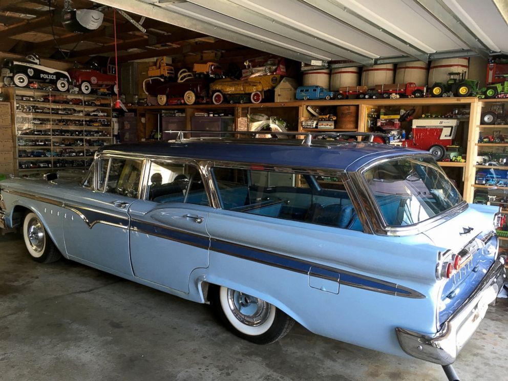 PHOTO: The home of Dennis Erickson in Eagan, Minn., was discovered to be full of 30,000 collectible cars.