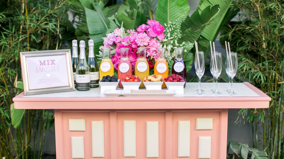 Hot on the heels of make-your-own pizza and sundae bars, some couples are looking to offer self-serve cocktail stations at their weddings this season.