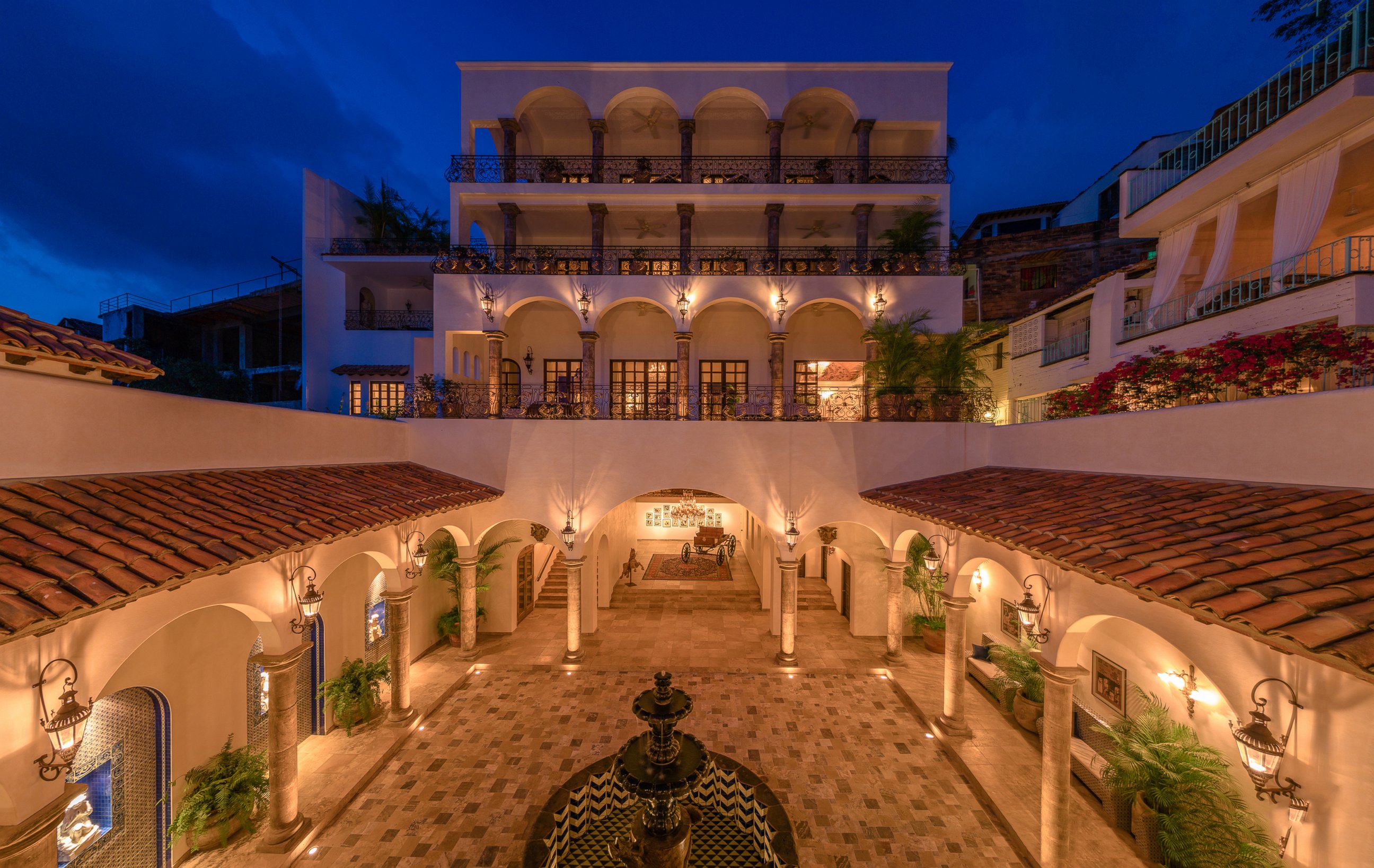 PHOTO: The courtyard of Casa Kimberly, a newly renovated hotel, previously owned by Elizabeth Taylor and Richard Burton.