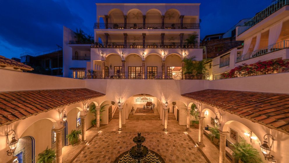 PHOTO: The courtyard of Casa Kimberly, a newly renovated hotel, previously owned by Elizabeth Taylor and Richard Burton.