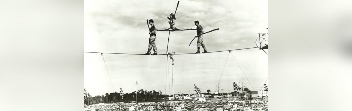PHOTO: Carla Wallenda performing a tightrope walk with late father, Karl Wallenda. 