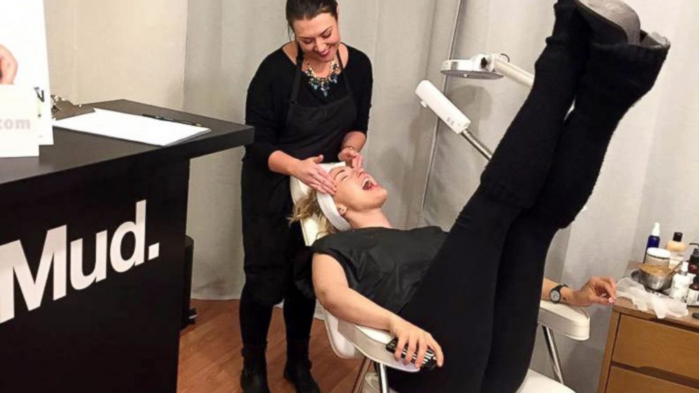 PHOTO: Chicago’s recently opened Mud facial bar will offer breast milk facials.
