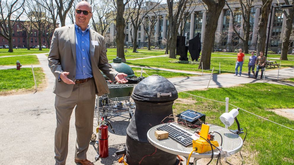 PHOTO: Harvard professor Kit Parker devised an engineering product to apply science to the art of smoking meat.