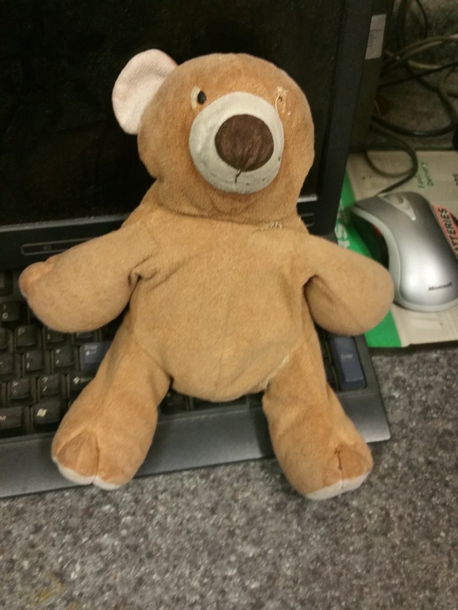 PHOTO: New Jersey Turnpike staff and employees from a Sunoco gas station helped recover a boy's lost teddy bear named Beary on Aug. 8, 2016. 