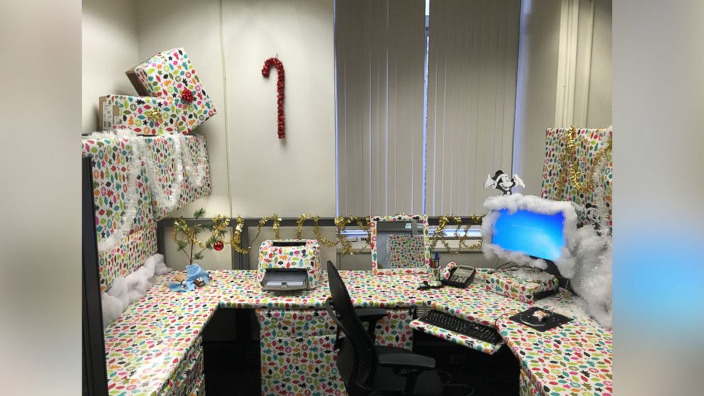 PHOTO: One office in Washington, D.C. went wild with gift-wrapping for the holidays.