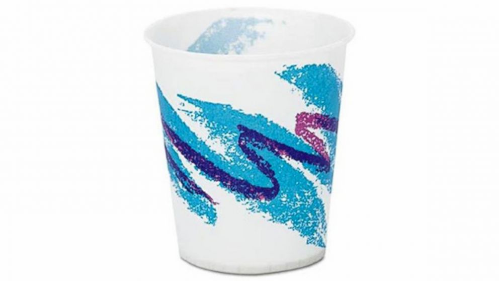 Solo paper cup with the "jazz" design.