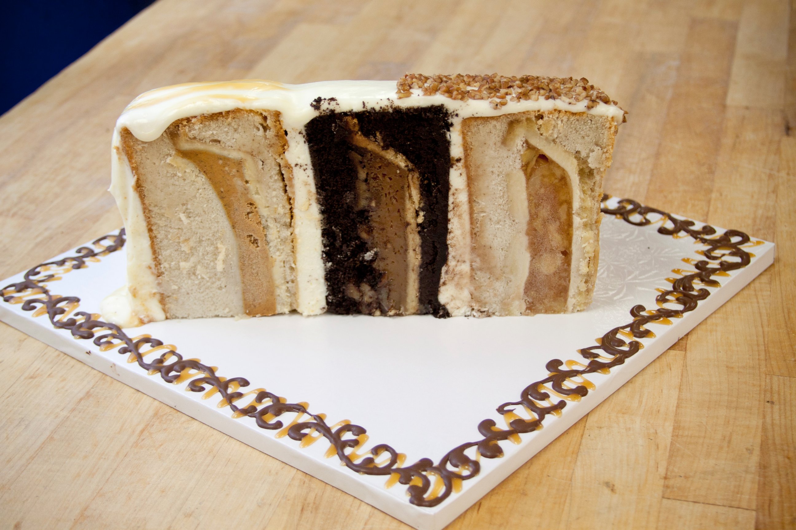 PHOTO: Pumpecapple Piecake is the Turducken of Desserts