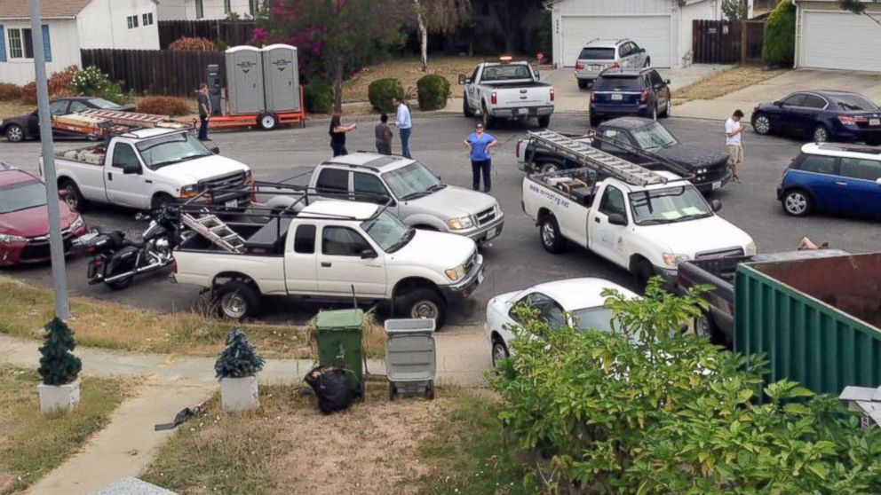 PHOTO: David Perez sent out a Facebook plea for people to help repair his neighbor's roof.