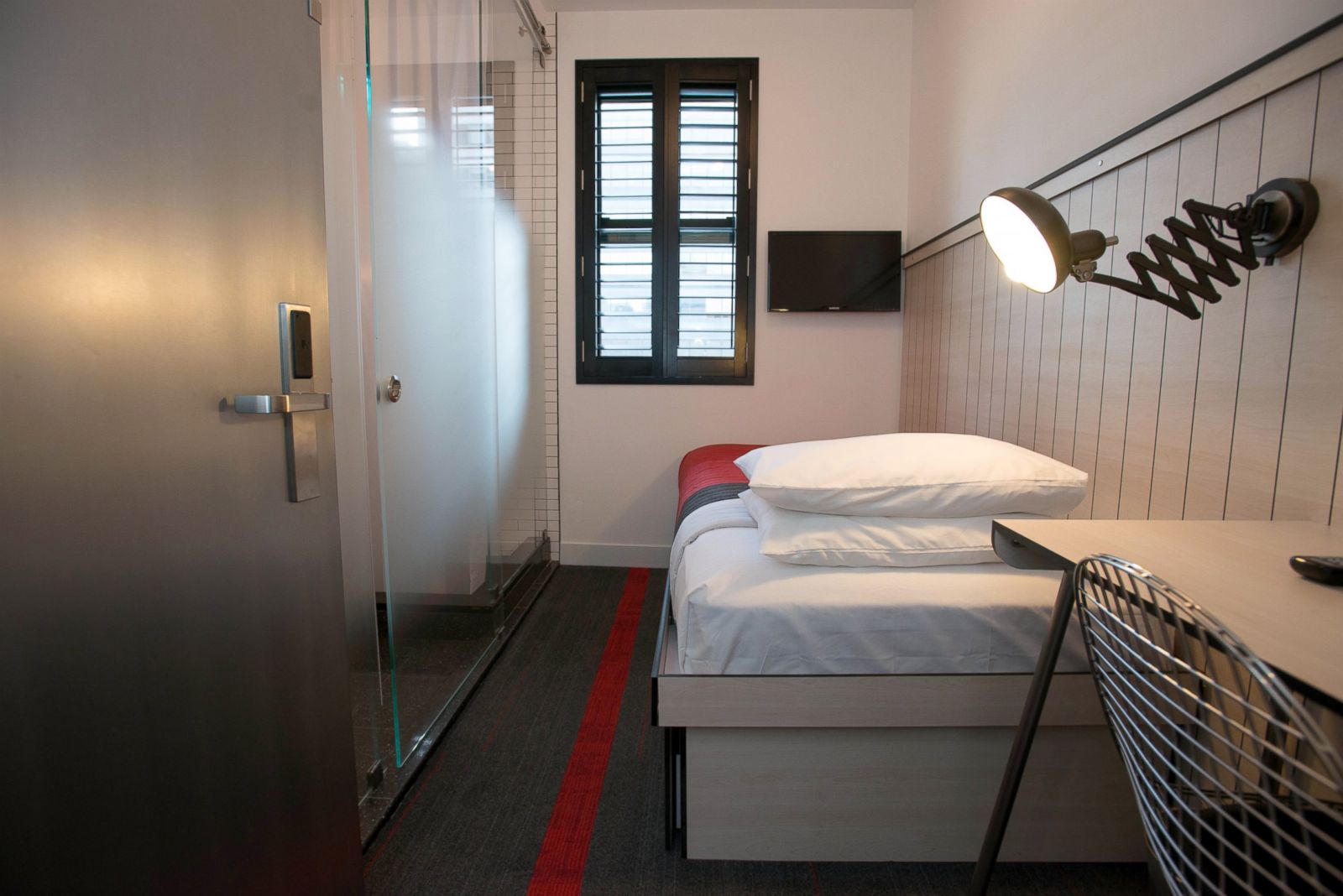 Behold The Smallest Hotel Rooms In New York From Oyster Com