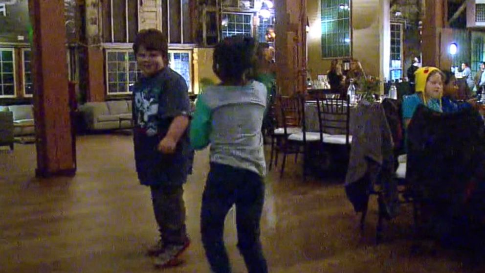 PHOTO: After Dana Olsen canceled her wedding, she changed her reception into a party for homeless kids and their families  in downtown Seattle on Jan. 16, 2016. 