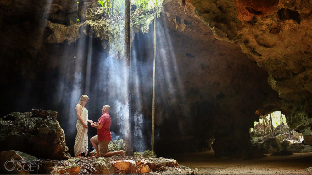 Couple celebrates engagement with enchanting mermaid-themed photo shoot ...