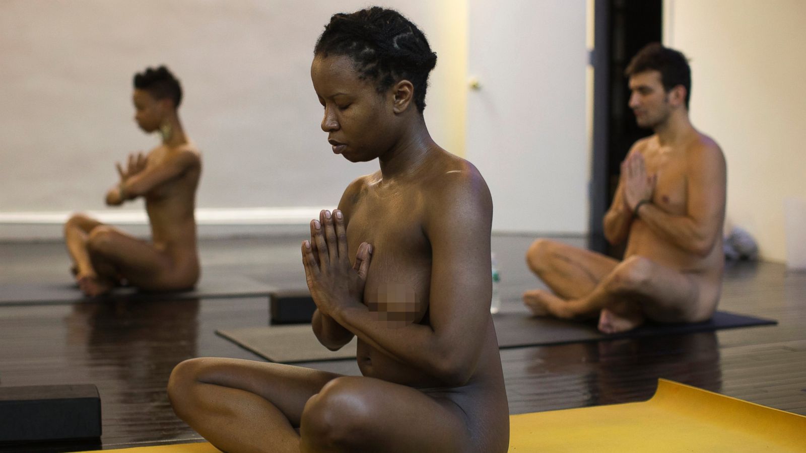 Naked Yoga Class: No Clothes Allowed - ABC News