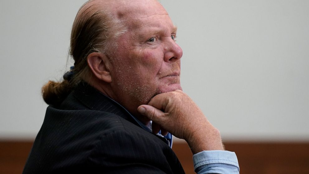 Defense, prosecution rest in Batali sexual misconduct trial