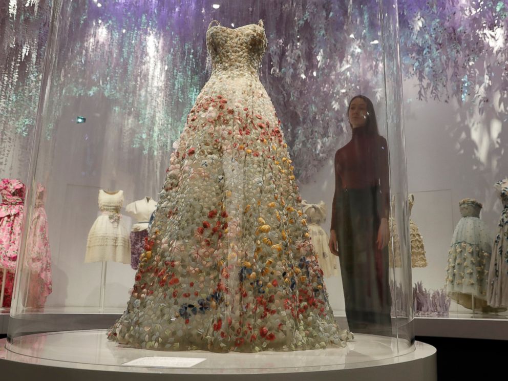 Ball gowns galore: London's V\u0026A Museum 