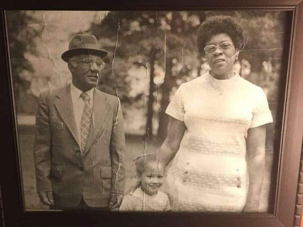 PHOTO: A photo of Sylvia Faison Graves Kewers daughter Natalie Graves Tucker with her moms adoptive parents, Parker and Sophia Faison.