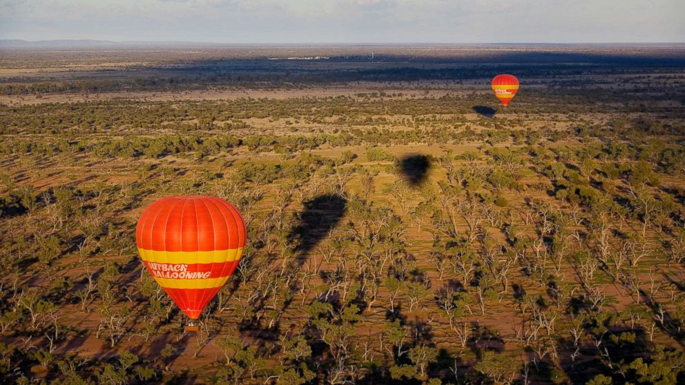 PHOTO: Hot air balloons are seen in Alice Springs, Australia, in this undated photo.