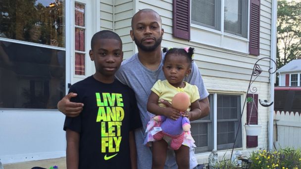 Facebook group helps black fathers shatter stereotypes, support each ...