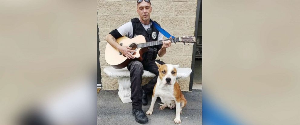 PHOTO: Chad Olds performed with his guitar and sang to the kennel of adoptable dogs at Friends of Vance County Animal Shelter in North Carolina on Feb. 13, 2018.
