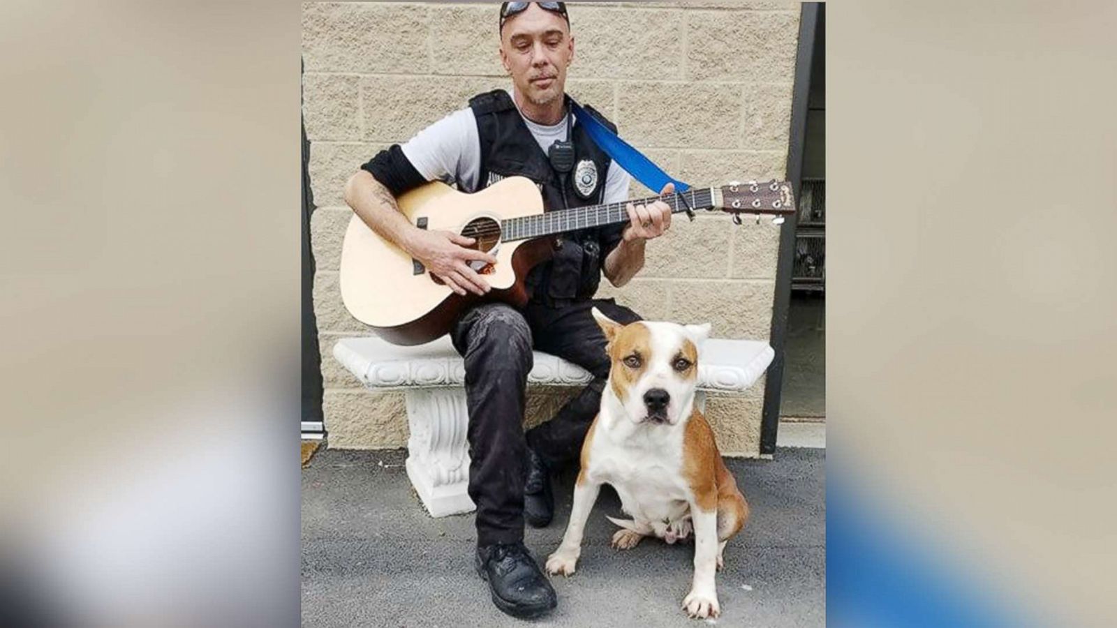 PHOTO: Chad Olds performed with his guitar and sang to the kennel of adoptable dogs at Friends of Vance County Animal Shelter in North Carolina on Feb. 13, 2018.