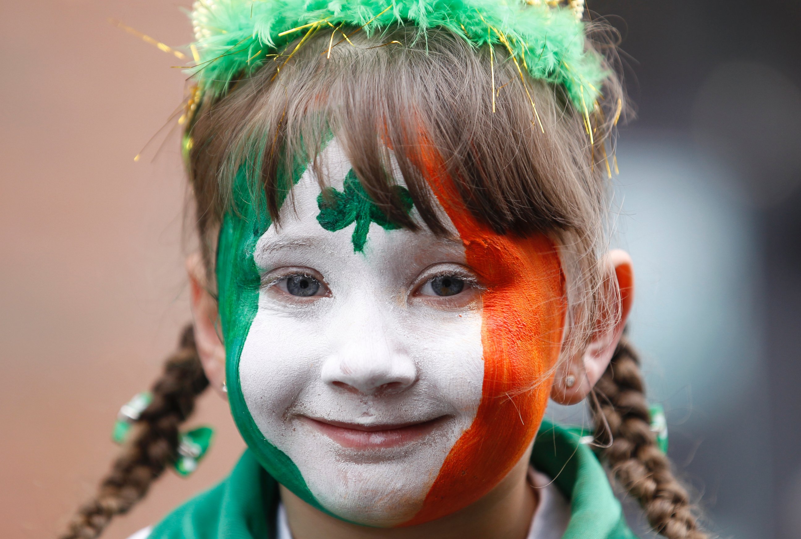 Дети святого патрика. День Святого Патрика. Традиции Ирландии. Ирландия люди. Ирландский аквагрим.