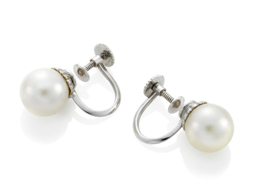PHOTO: The simple and elegant pearl has become synonymous with Audrey Hepburn, evoking her classic and understated style.