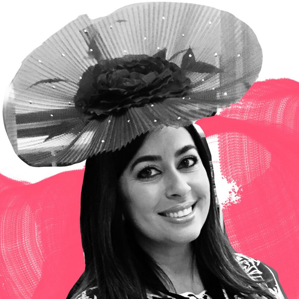 From feathers to flowers, the fascinators were fabulous at the Belmont Stakes.