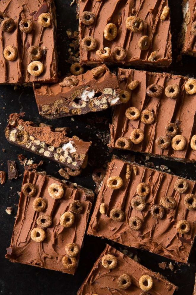 PHOTO: Matt Robinson, the food blogger behind Real Food by Dad, shares his recipe for blackout chocolate and peanut butter cheerio bars.