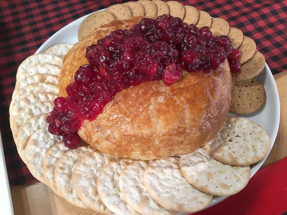 PHOTO: Lifestyle expert Sandra Lee shared her recipe for cranberry orange baked brie.