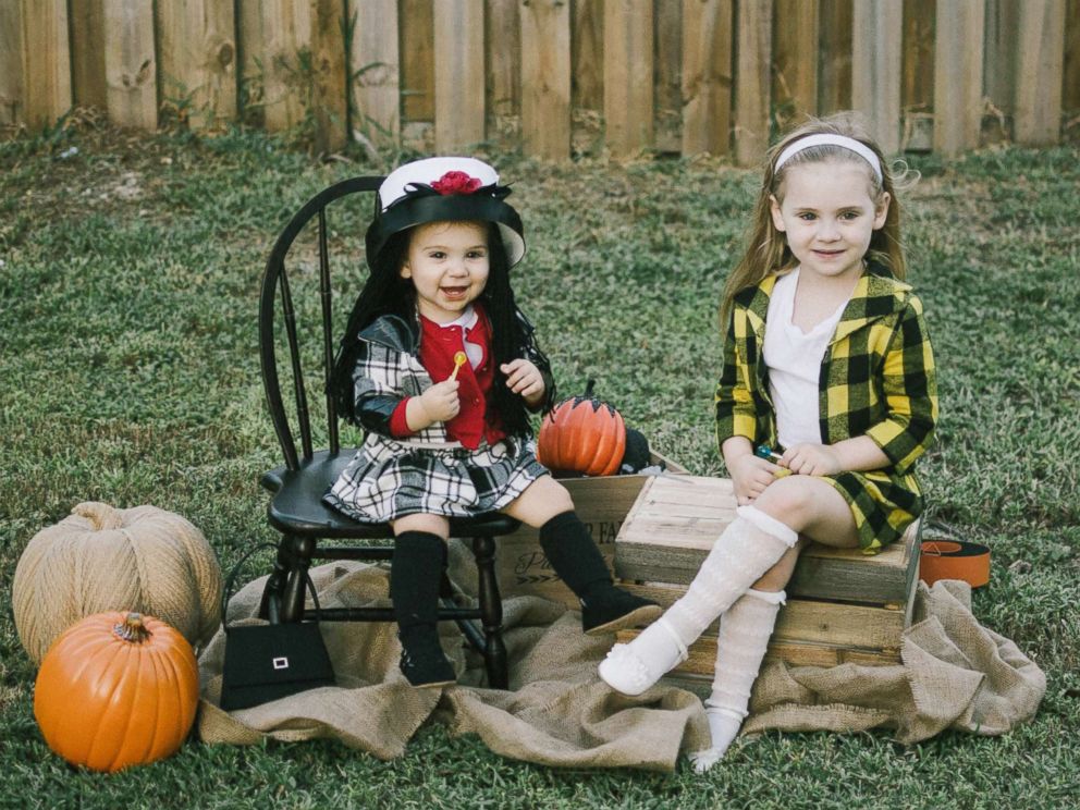 As if! Toddlers dress as 'Clueless' besties Cher and Dionne for ...