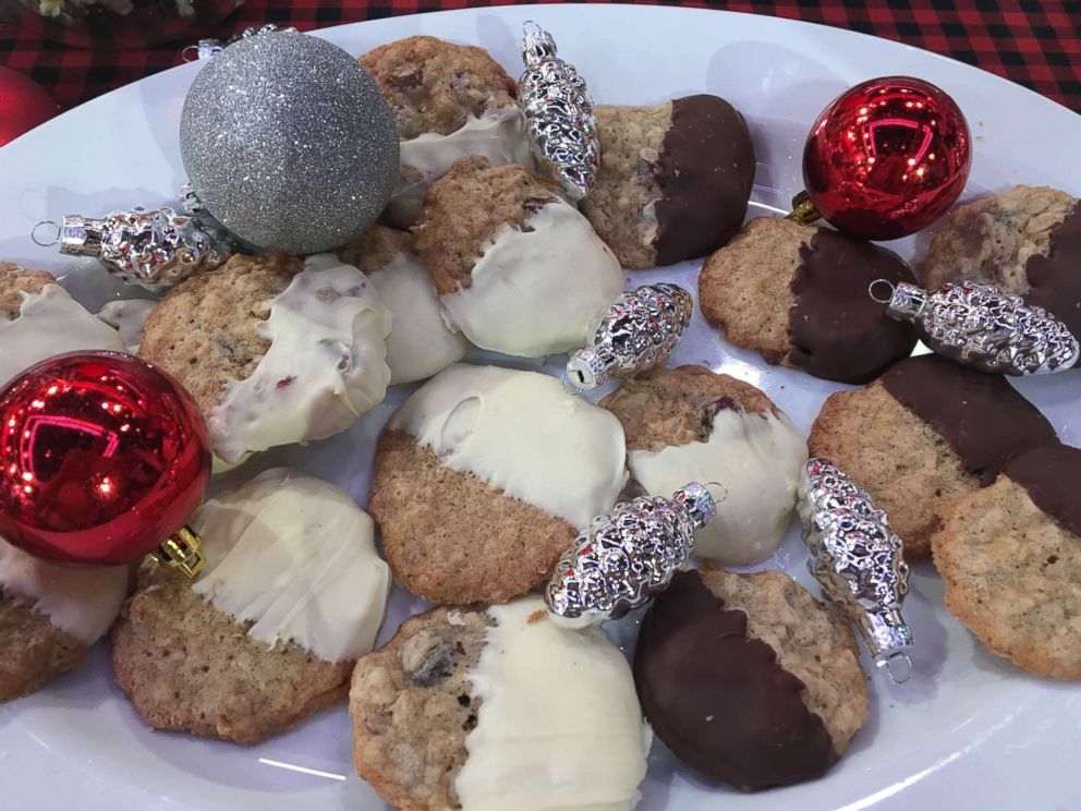 PHOTO:  "GMA" viewer Arielle Crayton, of New York, shared her recipe for chocolate chip cranberry oatmeal cookies.