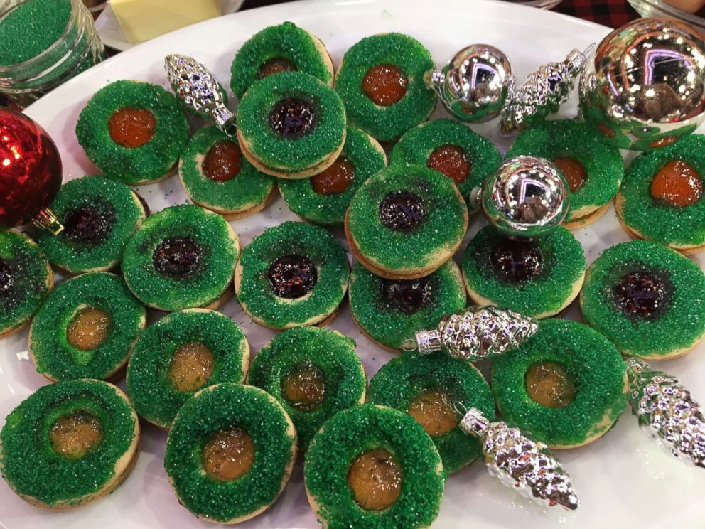 PHOTO:  Celebrity chef Richard Blais shared his recipe for jelly linzer wreath cookies.