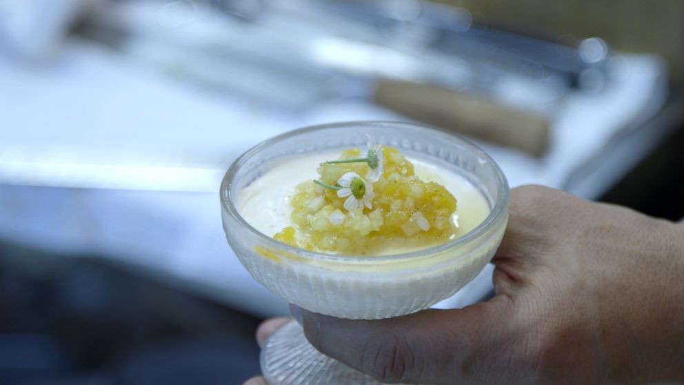 PHOTO: Panna cotta with chamomile flowers.