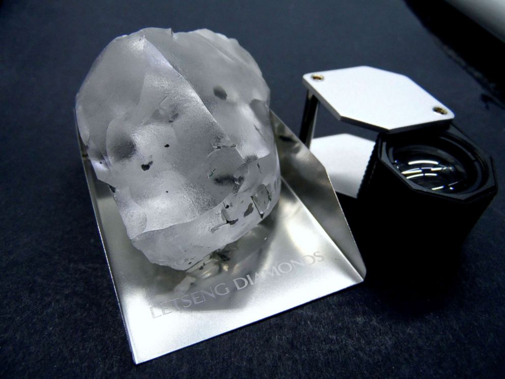 910-carat found in southern African kingdom