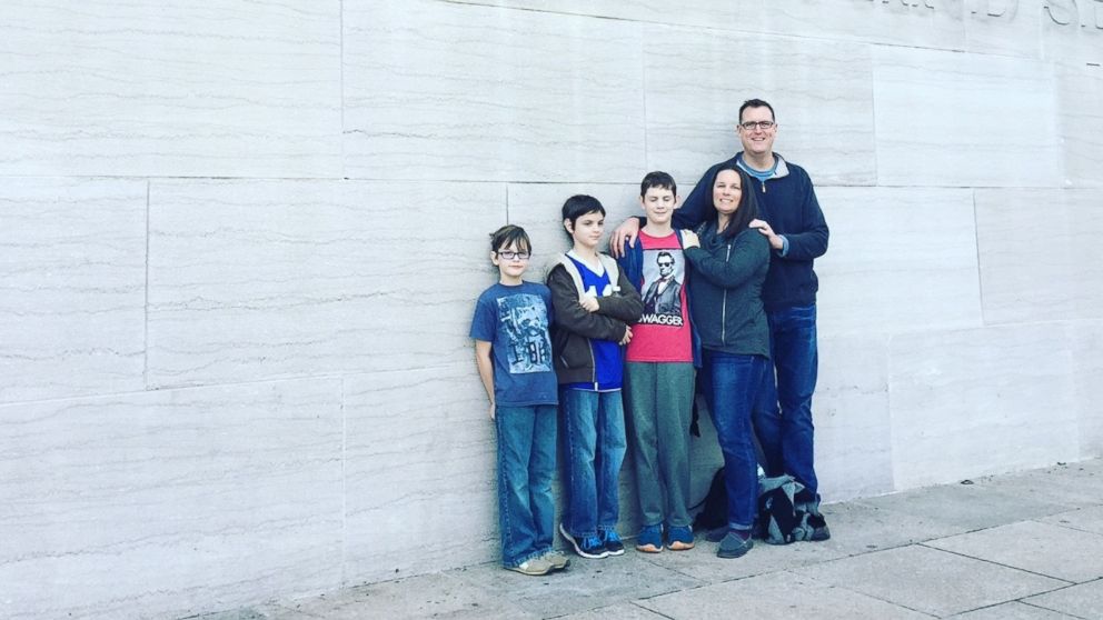 PHOTO: Dan and Anne Dillon pose with their three sons on a family trip to Washington, D.C.