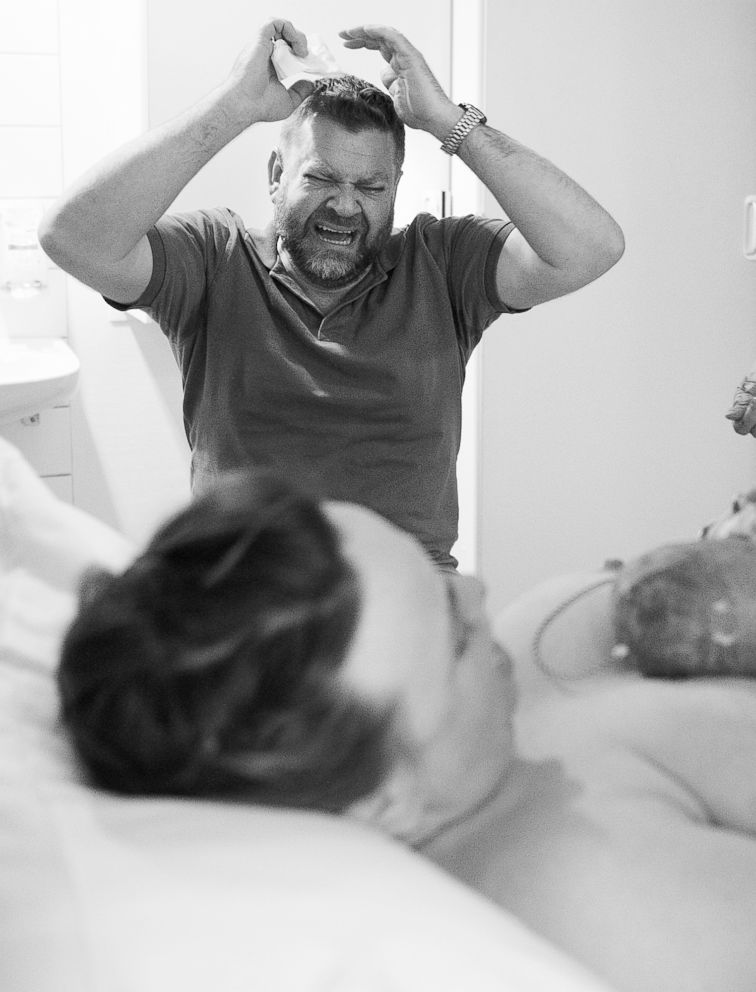 PHOTO: A dad's emotional response to the birth of his second child was captured on camera.