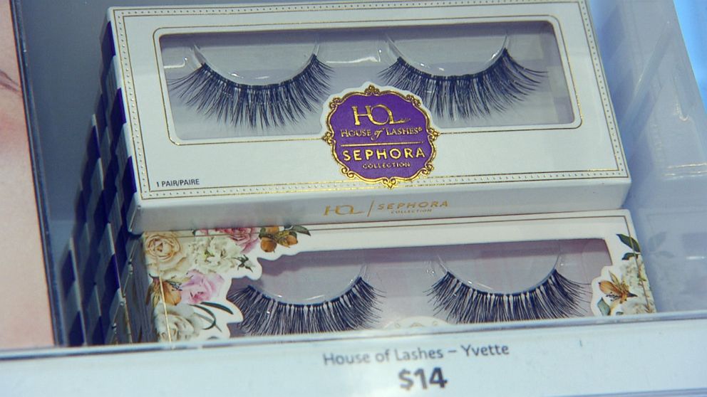 PHOTO: False eyelashes at Sephora.