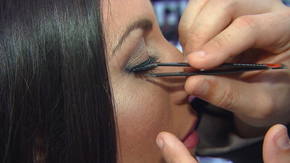PHOTO: Jeremy English gave "Nightline" a step-by-step demonstration of putting false eyelashes. 
