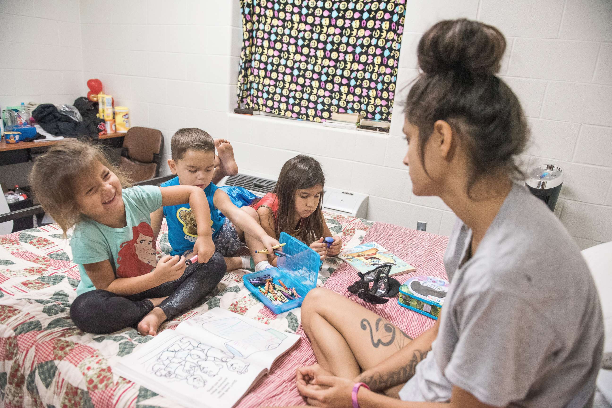 PHOTO: Sara Easter’s photo series of a family of five living in a shelter shows both triumph and struggle. 