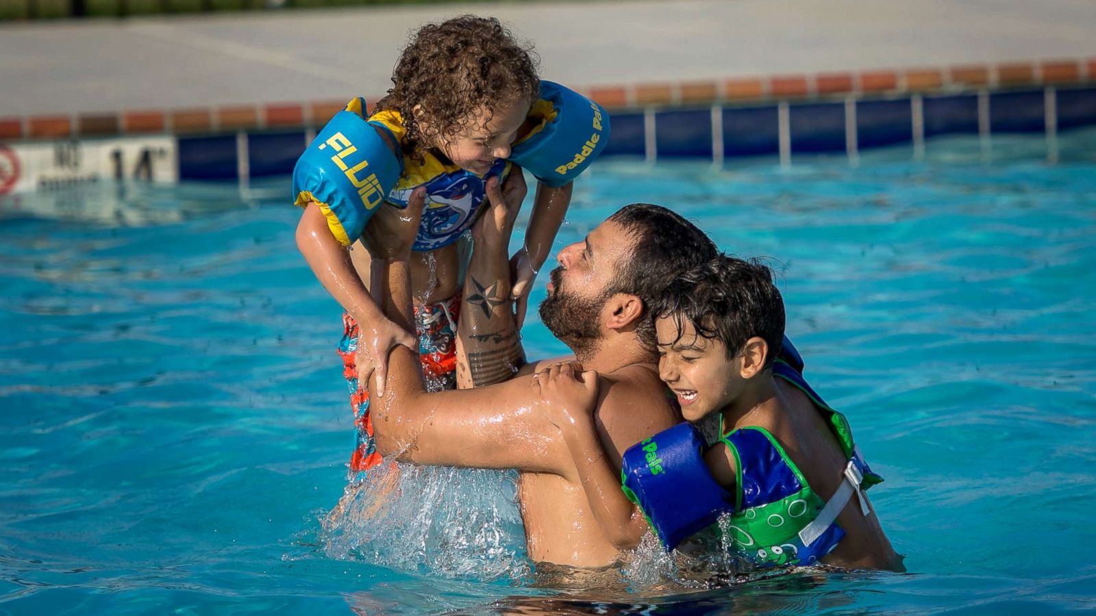 PHOTO: Photographer Giedre Gomes captures the father-child bond across different demographics for a Father's Day photo series.